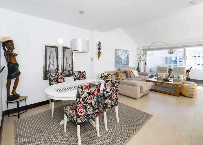 Exclusivo Apartamento en Puerto Marina