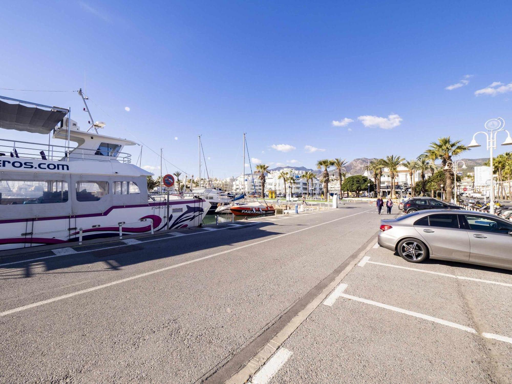 Apartamento Exclusivo En Puerto Marina
