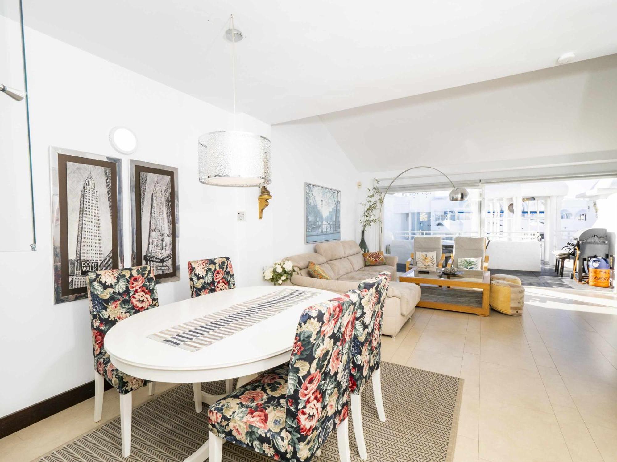 Exclusivo En Puerto Marina Benalmádena